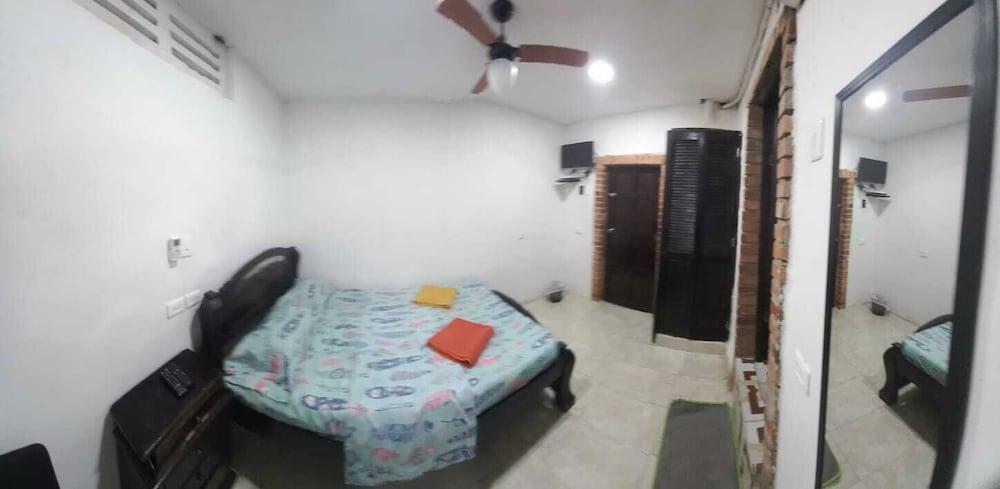 HOSTAL EL BALCONCITO