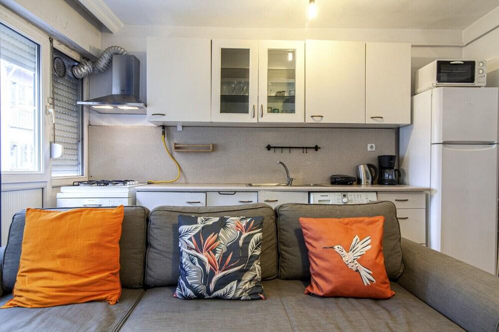 Pleasant Flat Near Attractions in Ortakoy