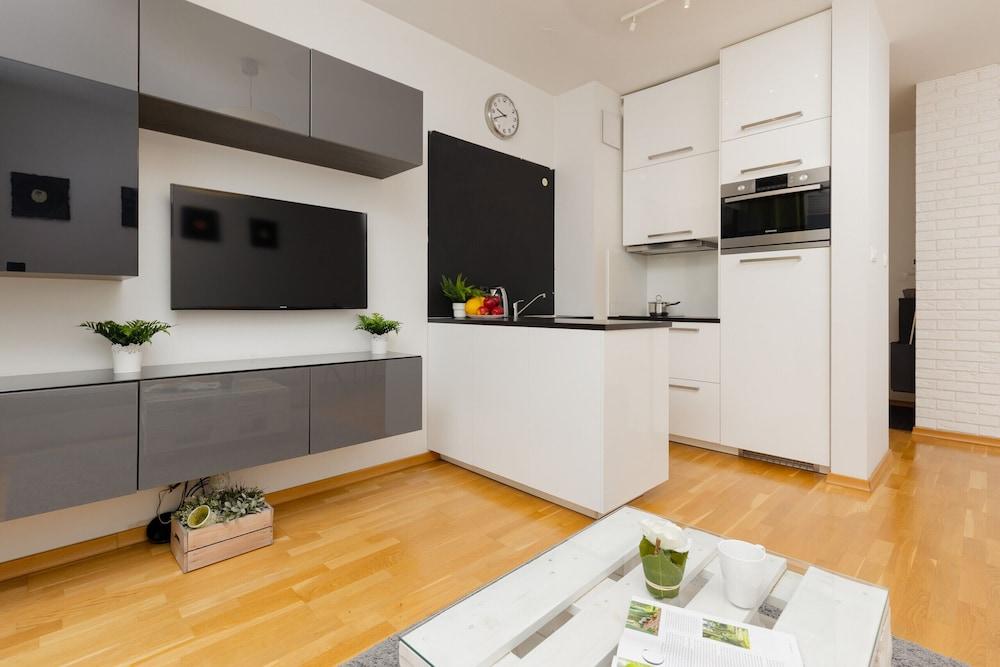 Modern Apartment Bemowo by Renters