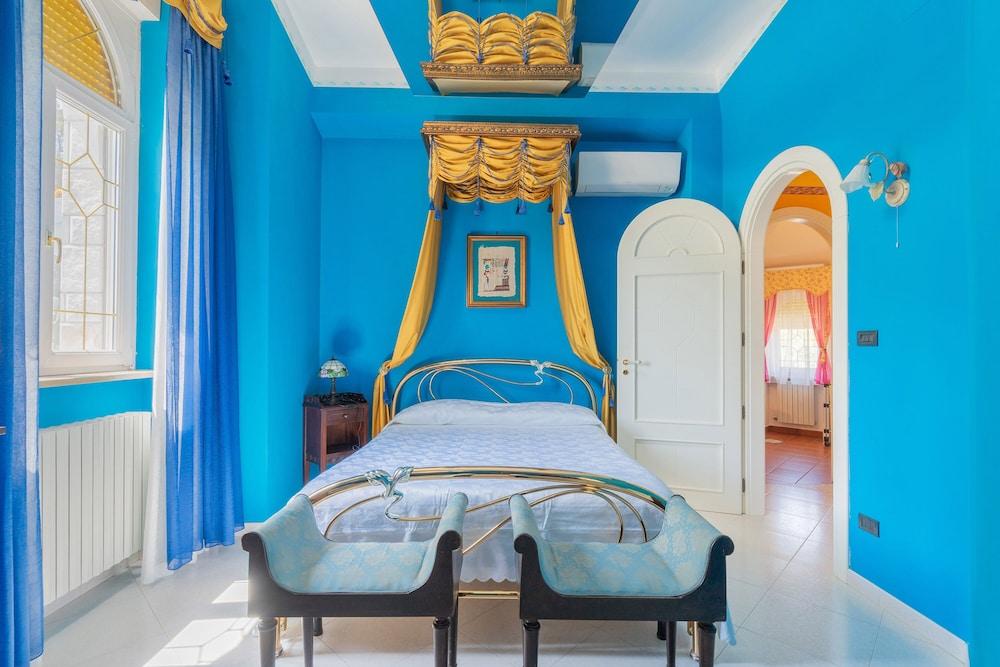 2981 Villa Colle Iris by Barbarhouse