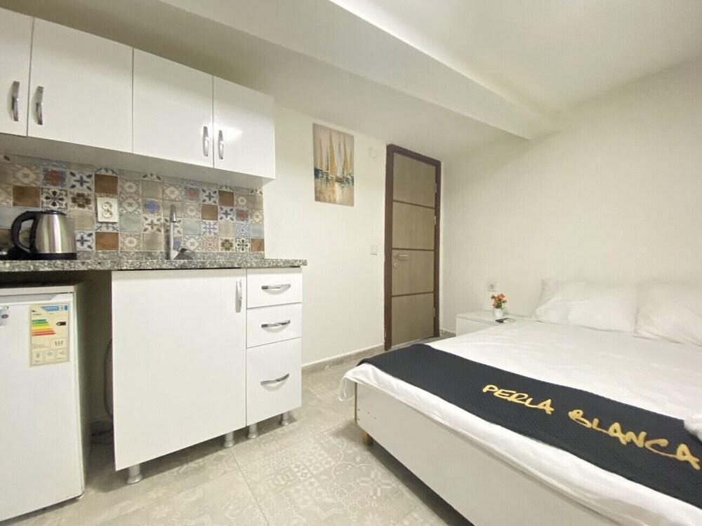 P2407 in Stanbul With 1 Bathrooms