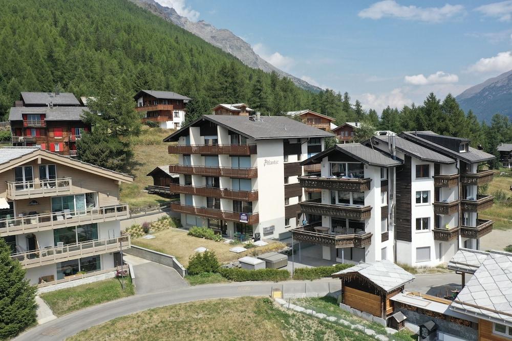 Charming 1-bed Apartment in Saas-fee