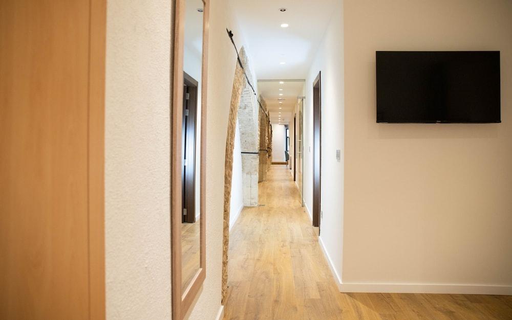 nQn Aparts & Suites Sevilla