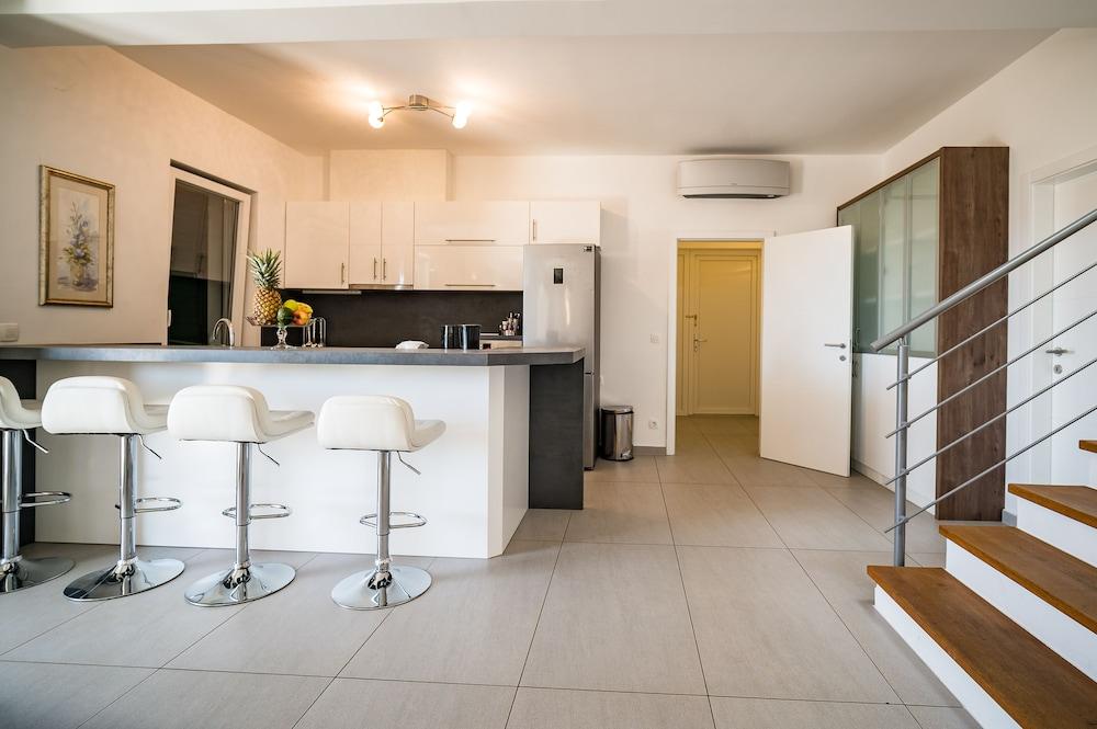 Villa Alba - Private Heated Pool