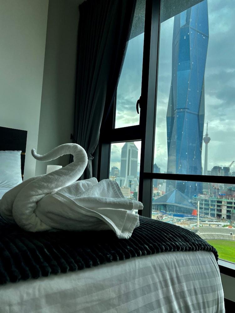 Opus Residences by EUcation Home