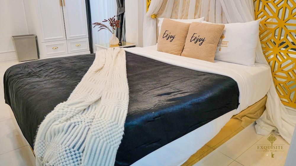 Exquisite Pool Villa J