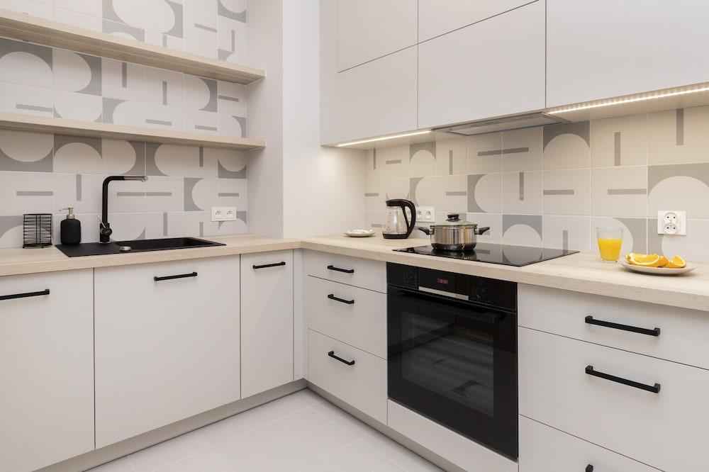 Ostoya Pucka by Renters