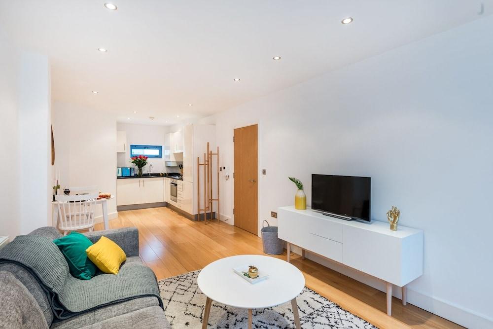 Farringdon Apartments