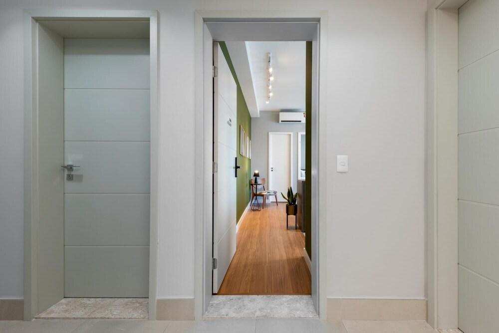 Apartamento Completo com Sacada e Vaga Vila Ol Mpia