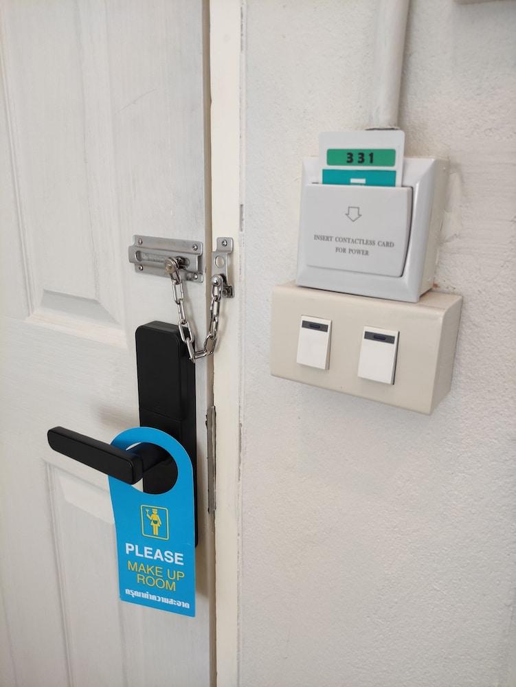 Life Hotel Rong Khun