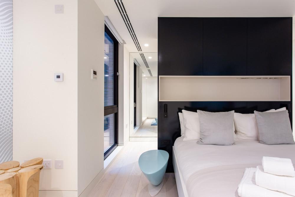 Designer Apartment in Mayfair