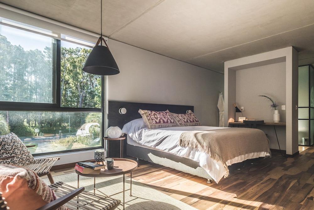 Be House Suites & Spa