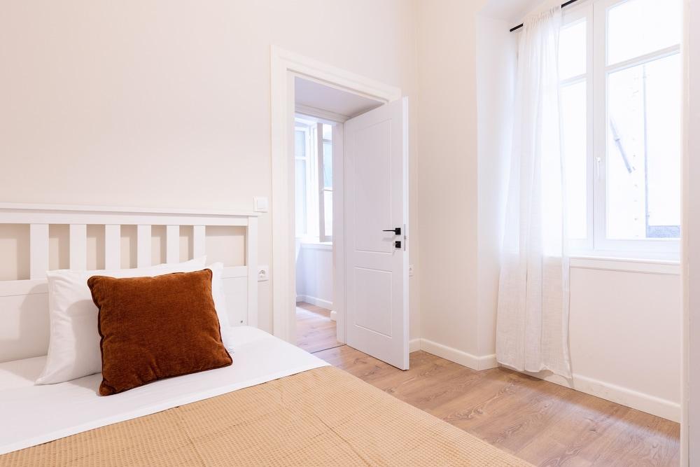 Casa Moderna - Two Bedroom Apartment