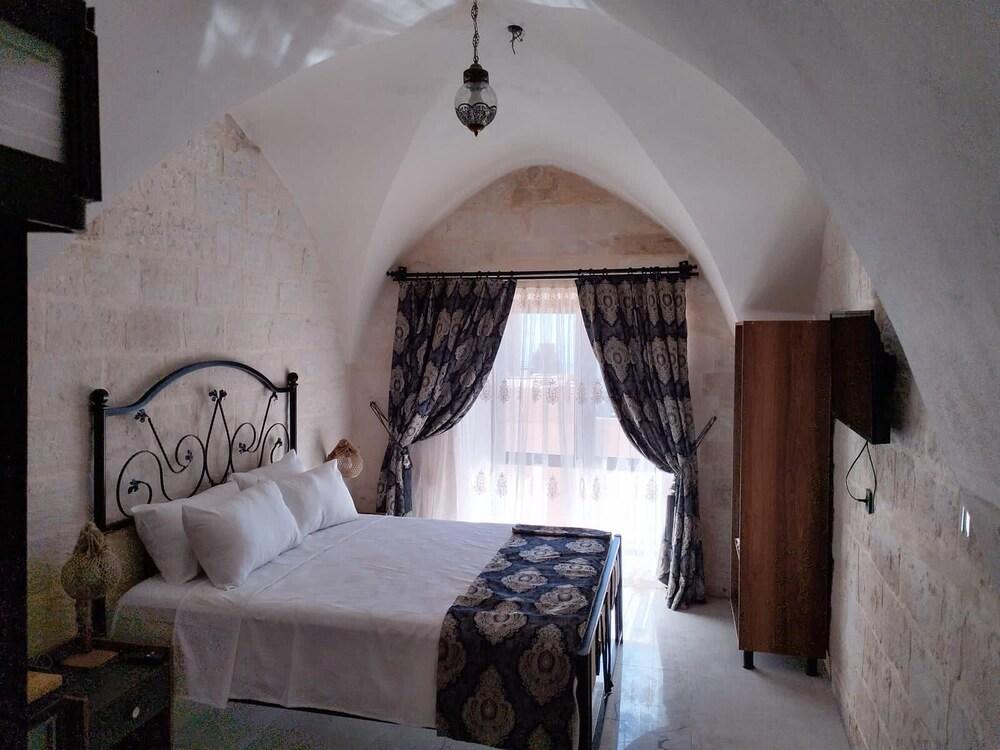 Royal History Butik Otel