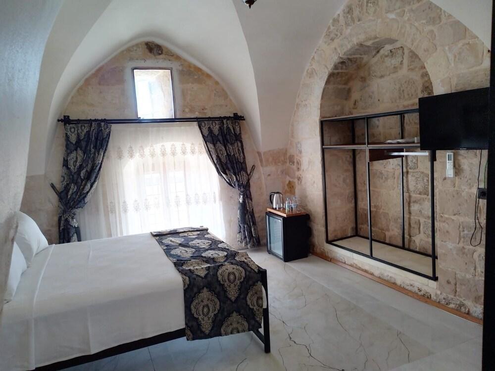 Royal History Butik Otel