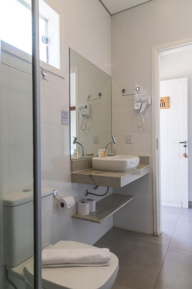 POUSADA PIRATAS DO BARRO BRANCO