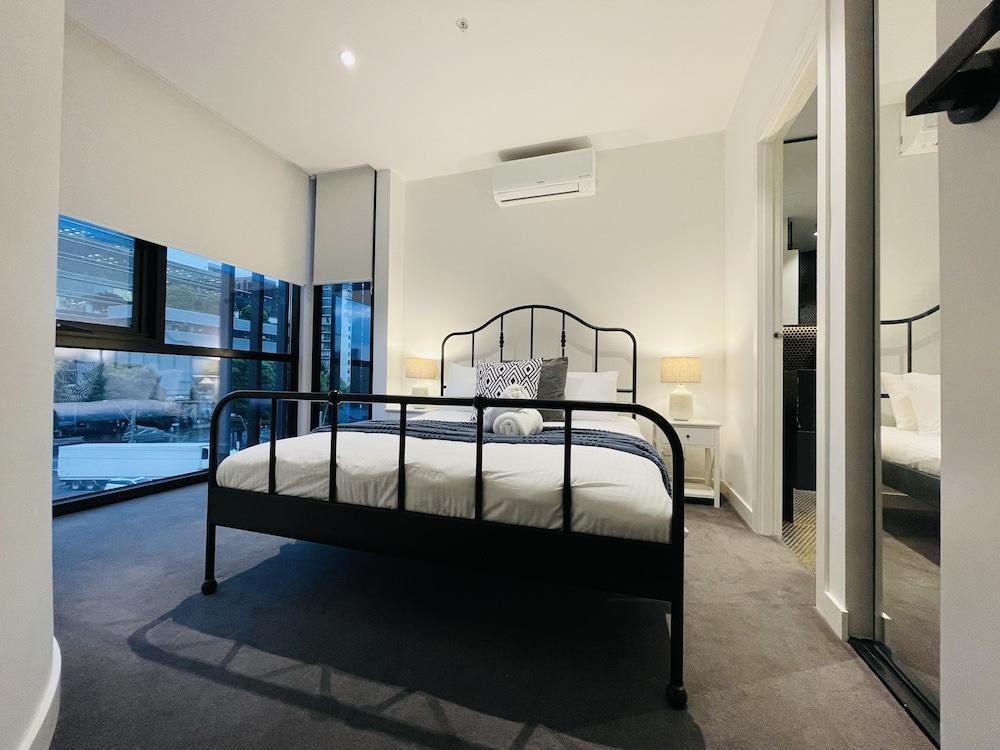 Mega Style Apartments Fitzpatrick