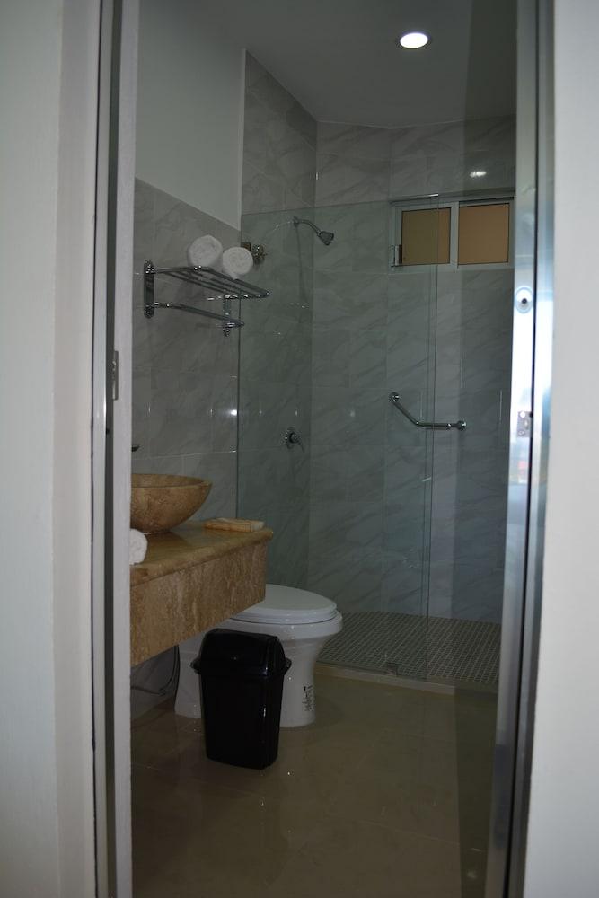 Hotel Brisa Color Esmeralda