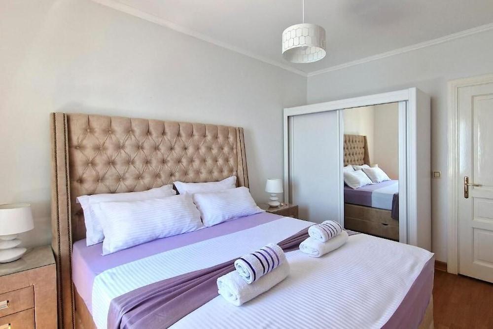 Beach Apartments Montesan