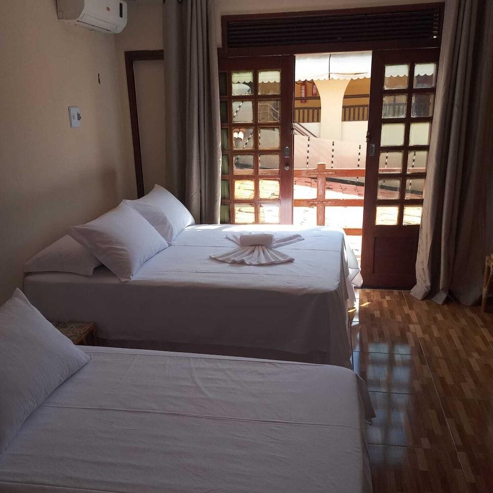 Pousada Encanto das Flores