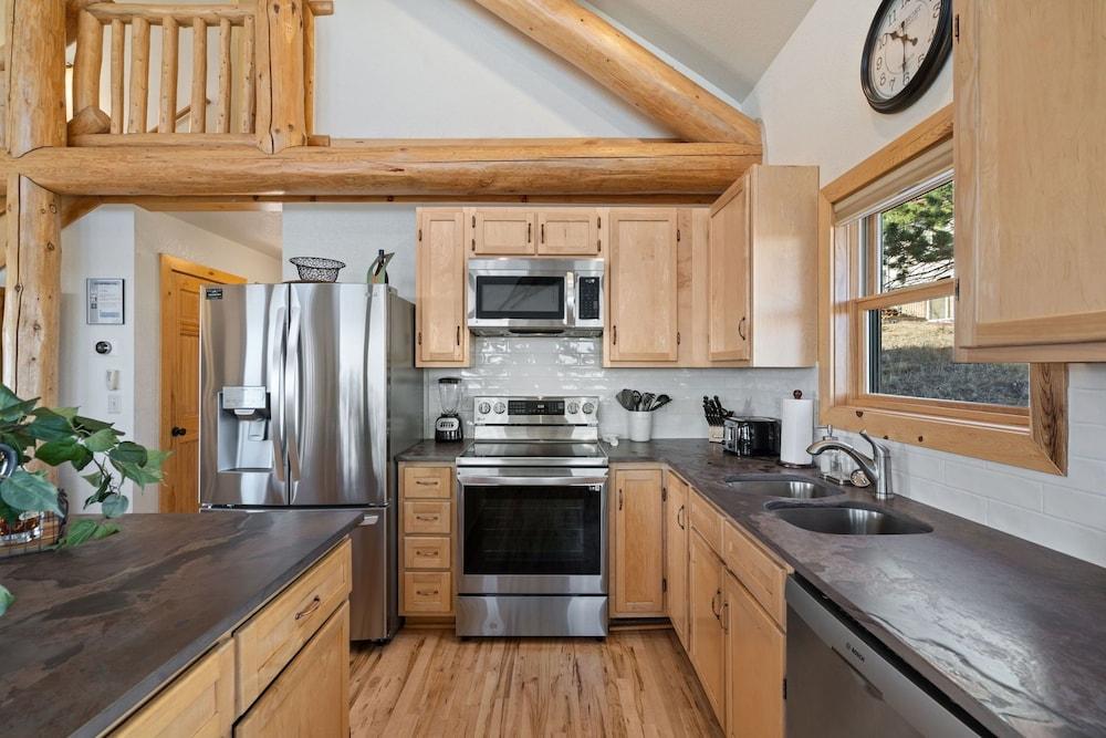 Rustic Mtn Home Near Marina | Lake & City Views!