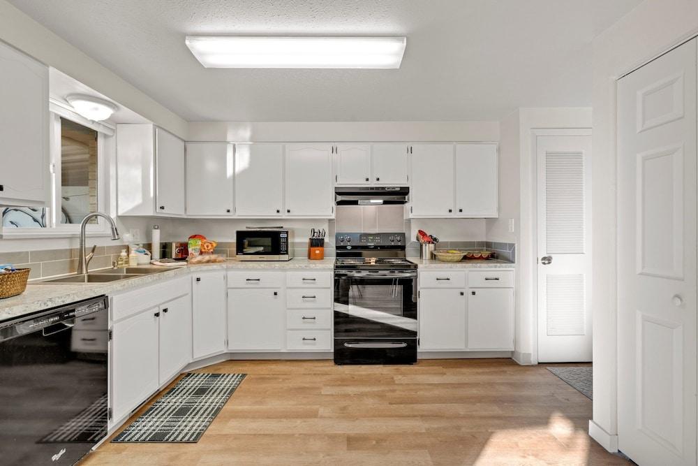 Northstar Roost – Private Backyard W/ Hot Tub