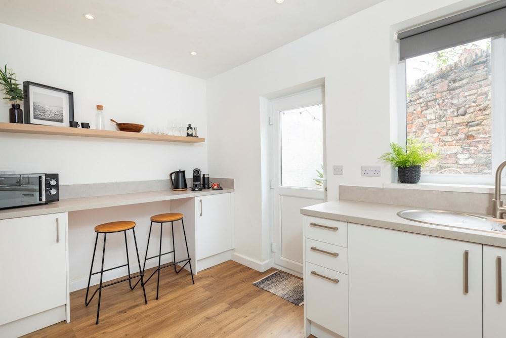 Crescent Apartments in Newport