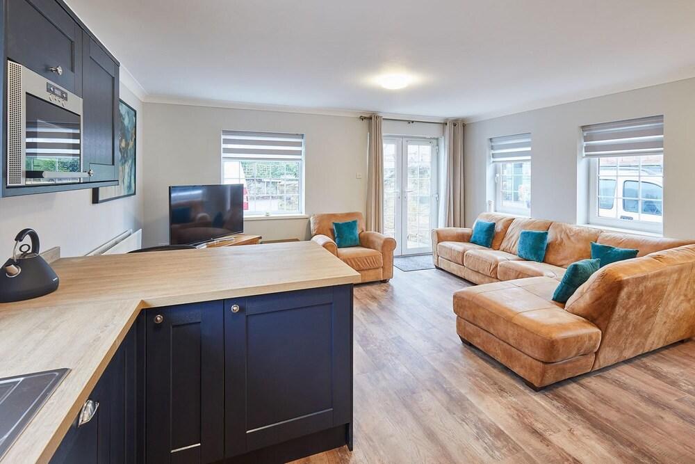 Host Stay Iona Cottage