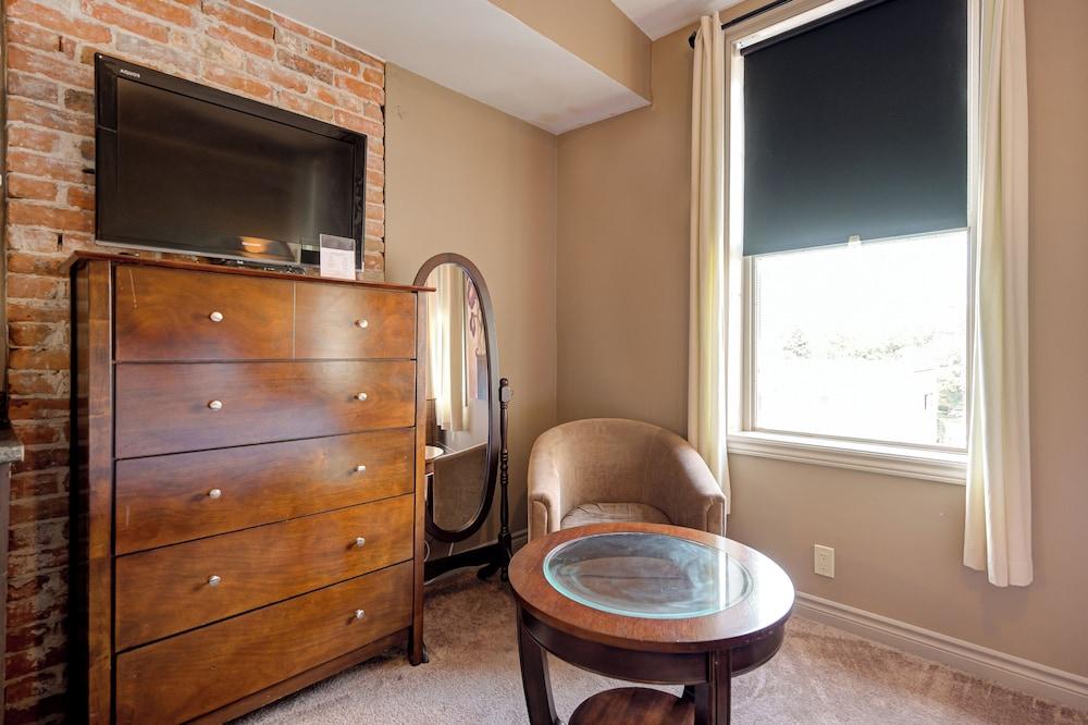 Wellington Inn by Hoco Hotels Collection