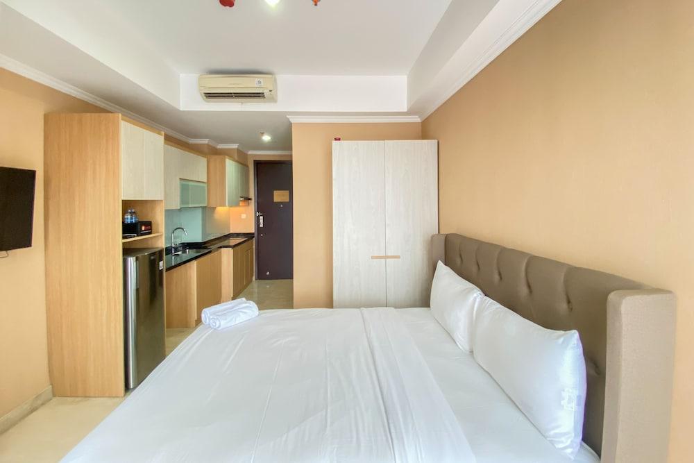 Nice Designed And Homey Studio At Menteng Park Apartment