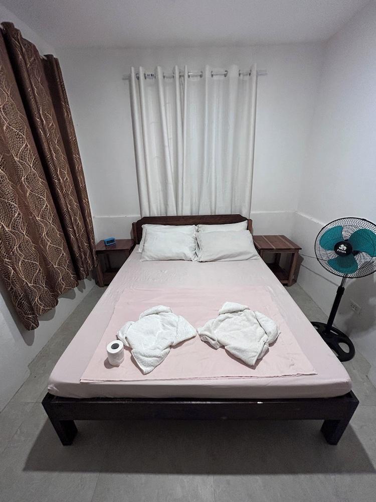 Hill Myna Beach Cottages