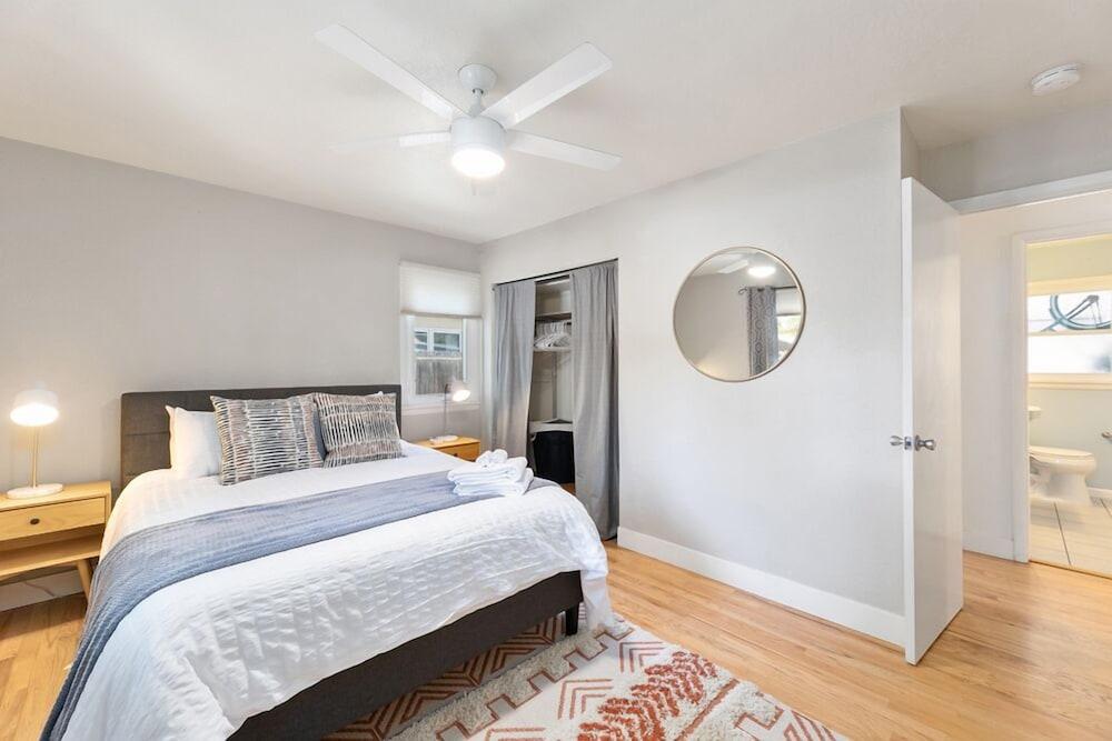 Fun, Family-friendly Old Town Home W/ Hot Tub!