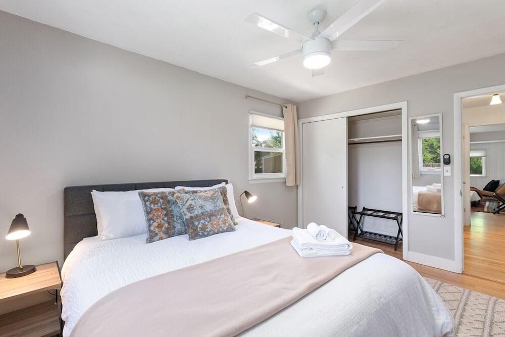 Fun, Family-friendly Old Town Home W/ Hot Tub!