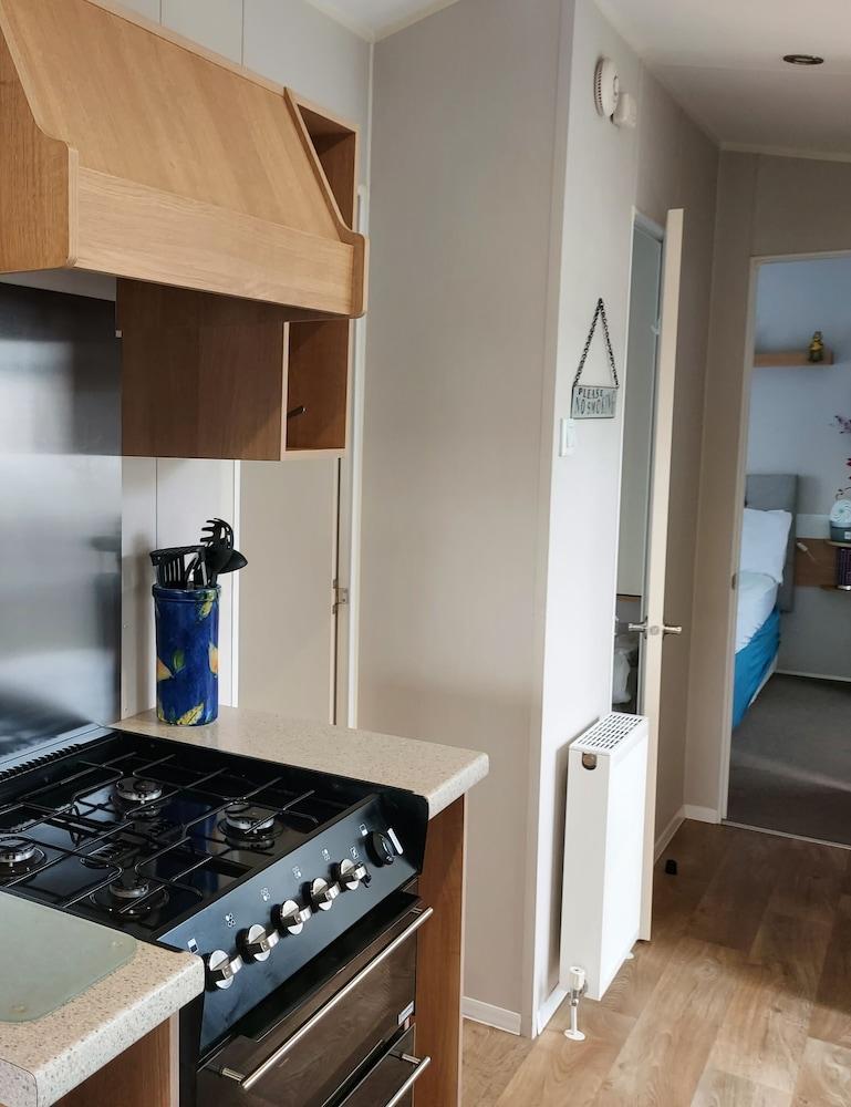 205 Holiday Resort Unity 6 Berth Pet Friendly