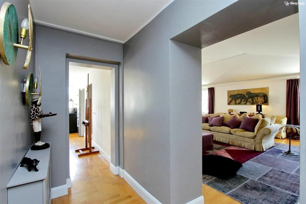 Monte Oro Delux in Rome