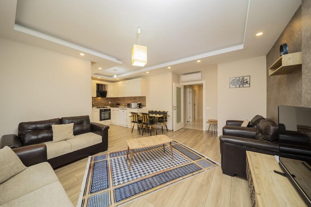 Cozy Residence Flat in Konyaalti
