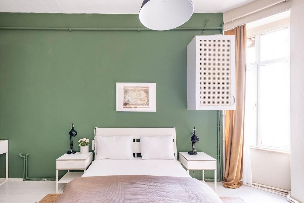 Modern Flat With Central Location in Beyoglu