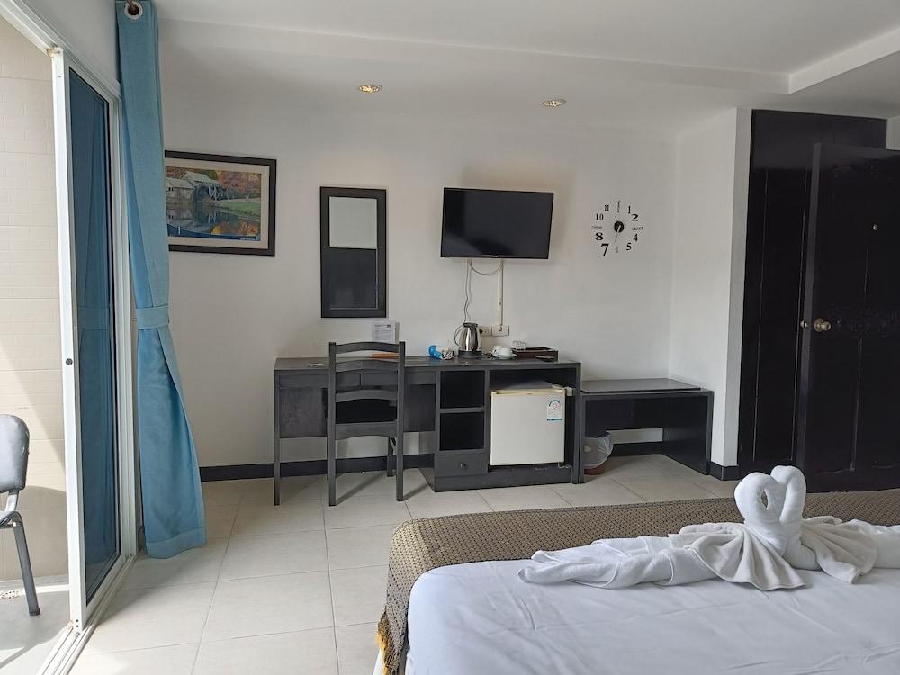 NOBLE HOUSE PATONG