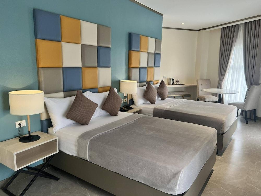 Yes Hotel Imus Cavite