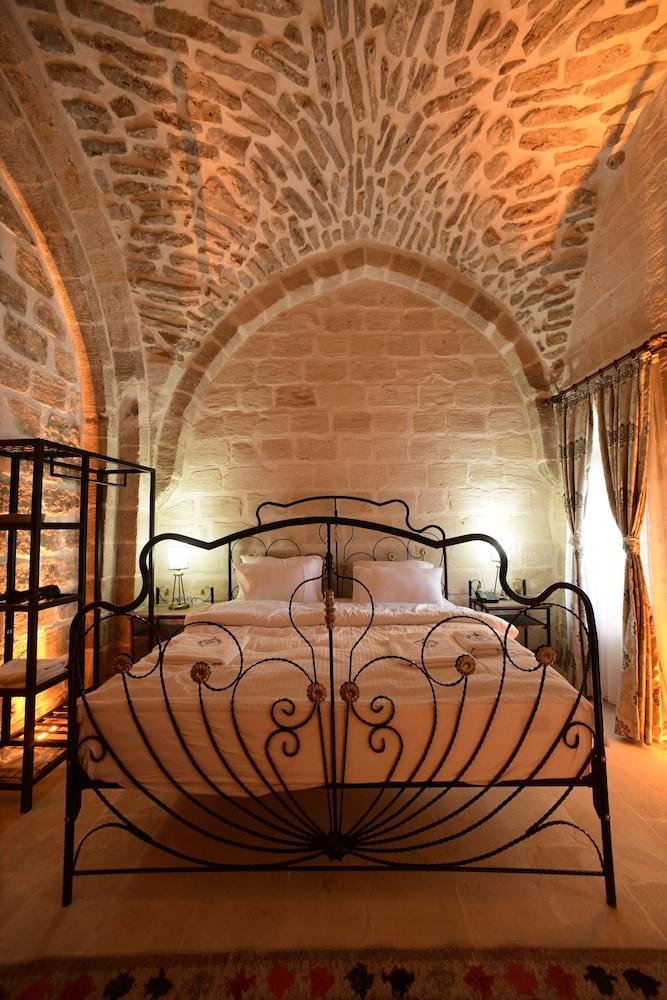 Legacy Mesopotamia Hotel