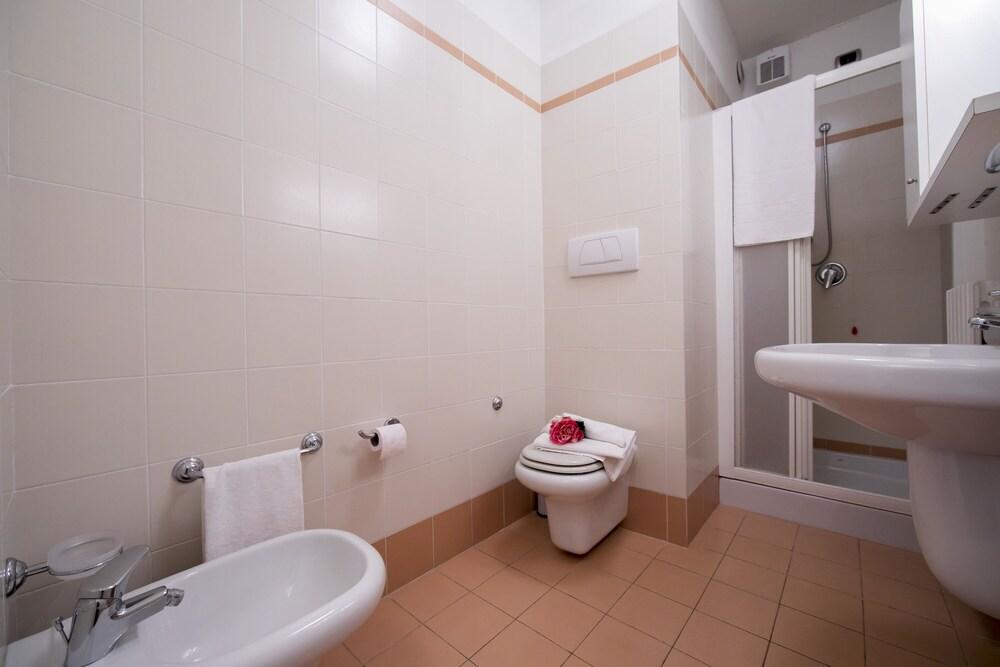 Porto Letizia Orchidea 4