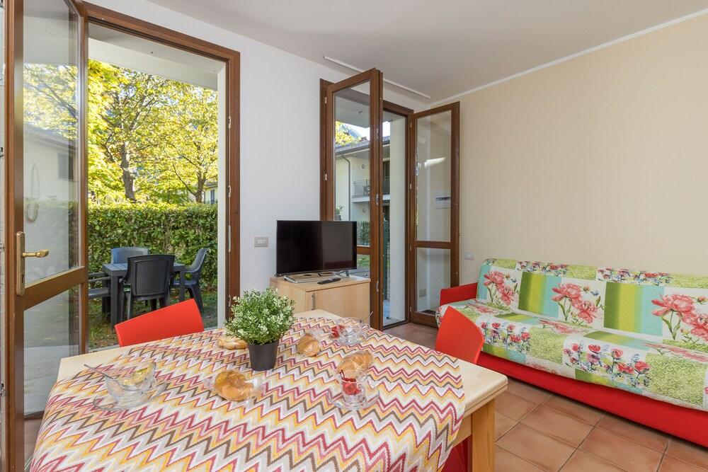 Porto Letizia Napoli 1