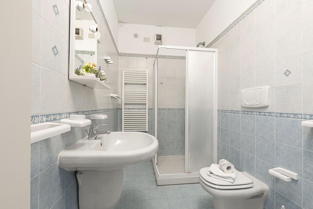 Porto Letizia Leoncavallo 4