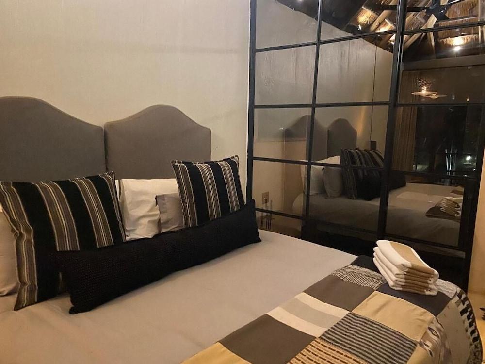 FOUR20 Bespoke Hotel