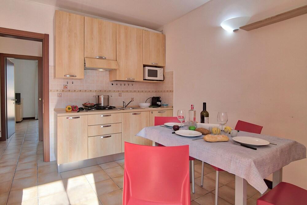 Porto Letizia Napoli 7