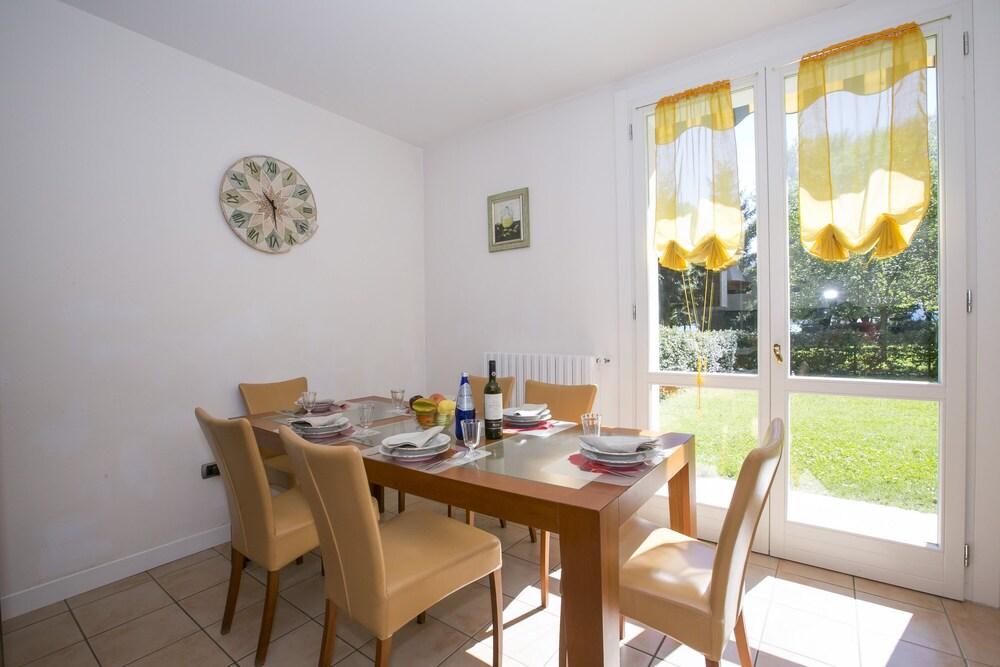 Porto Letizia Mimosa 2