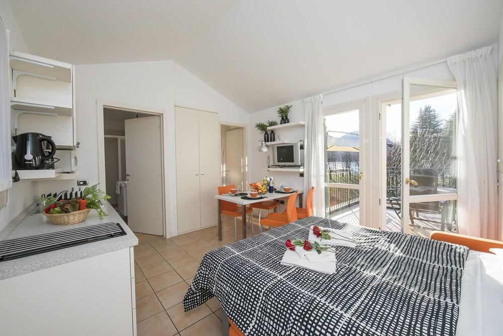 Porto Letizia Viola 7