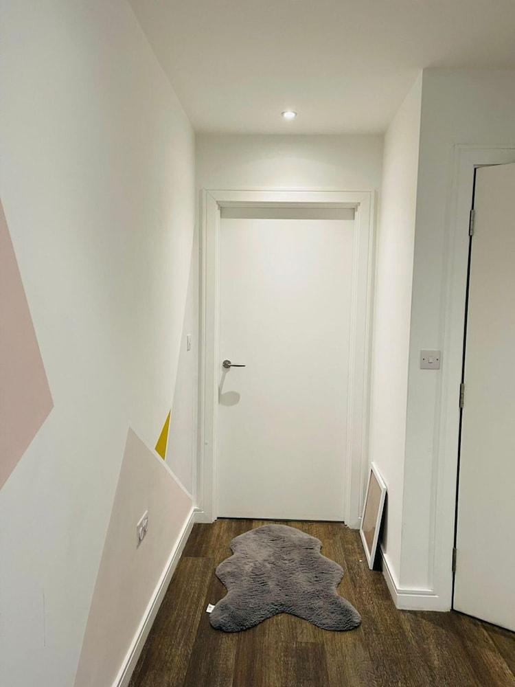 Inviting 2-bed Apartment in London