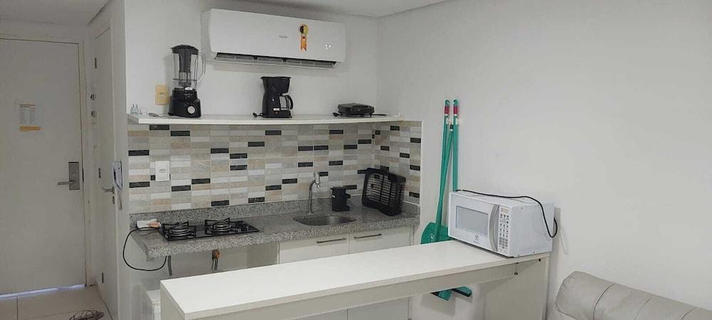 Loft com saida para piscina by Laguna Beach