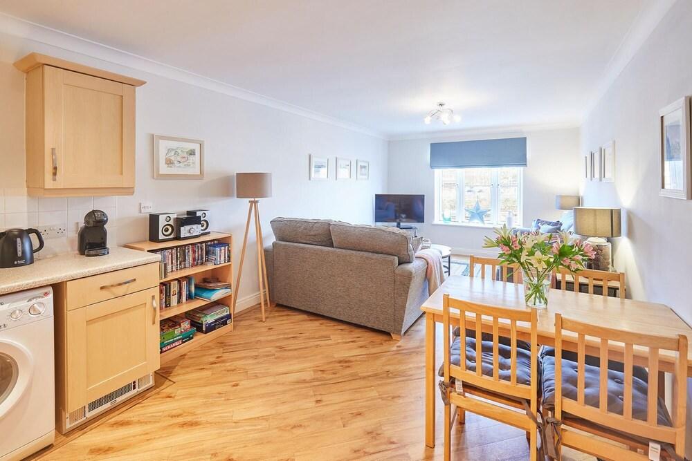 Host Stay Harbour View